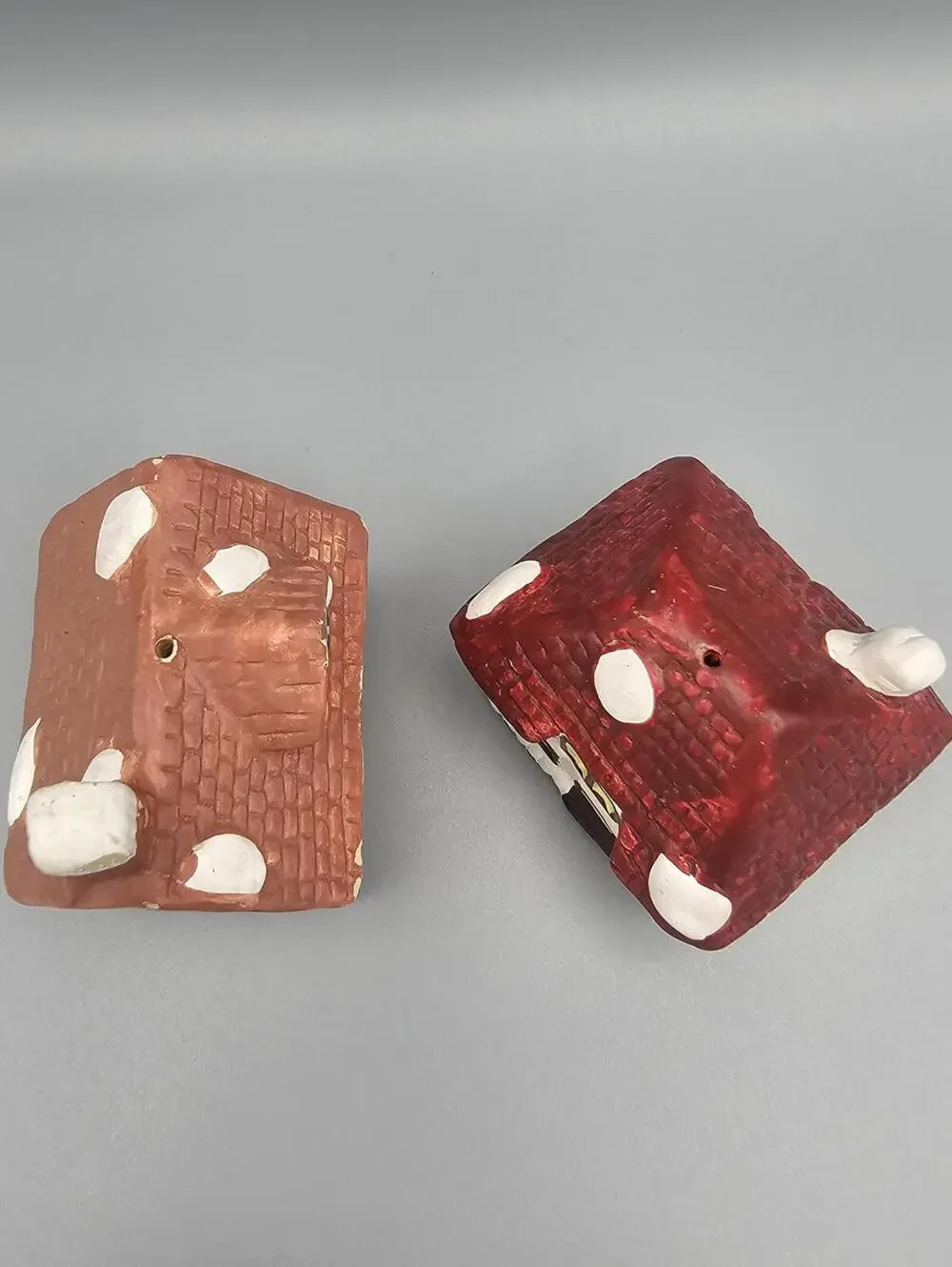 Ceramic Cottage House Salt and Pepper Shakers Set